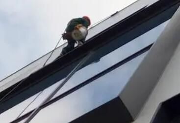 進(jìn)行襄陽(yáng)外墻清洗的時(shí)候，這些事項(xiàng)必須要注意！