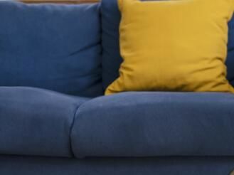 在對家具進(jìn)行清潔的時候，要注意什么呢？