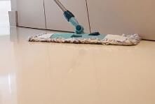 在辦公室進行保潔的時候，要注意哪些方面呢？